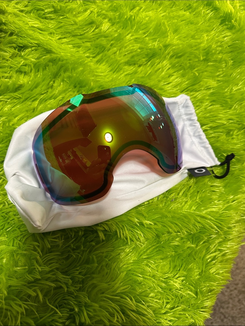 Oakley Iridium Replacement Goggle Lens in Green-Red Purple Shift